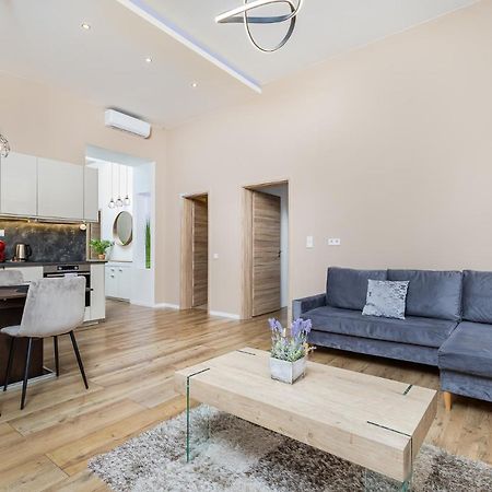 Csengery Deluxe Home With Balcony 부다페스트 외부 사진