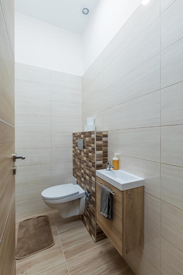 Csengery Deluxe Home With Balcony 부다페스트 외부 사진