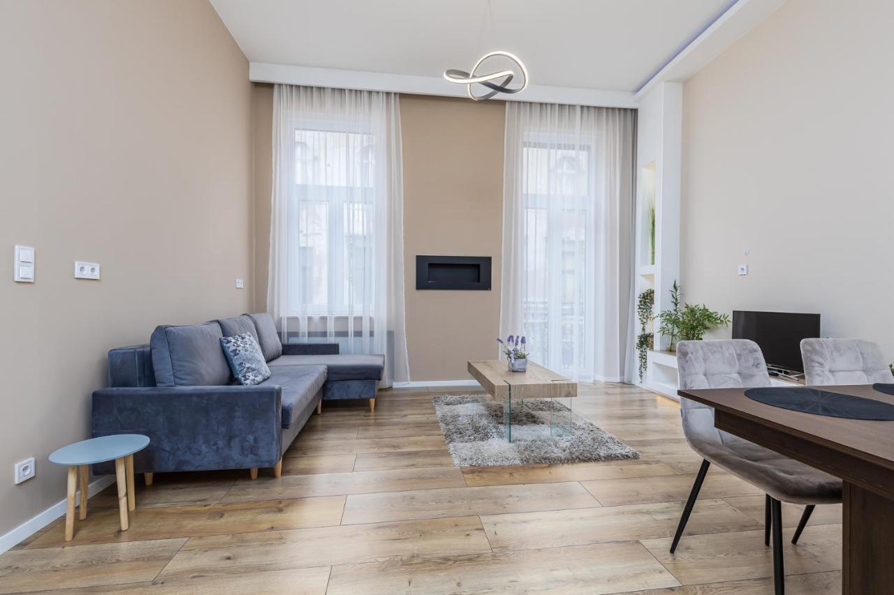 Csengery Deluxe Home With Balcony 부다페스트 외부 사진