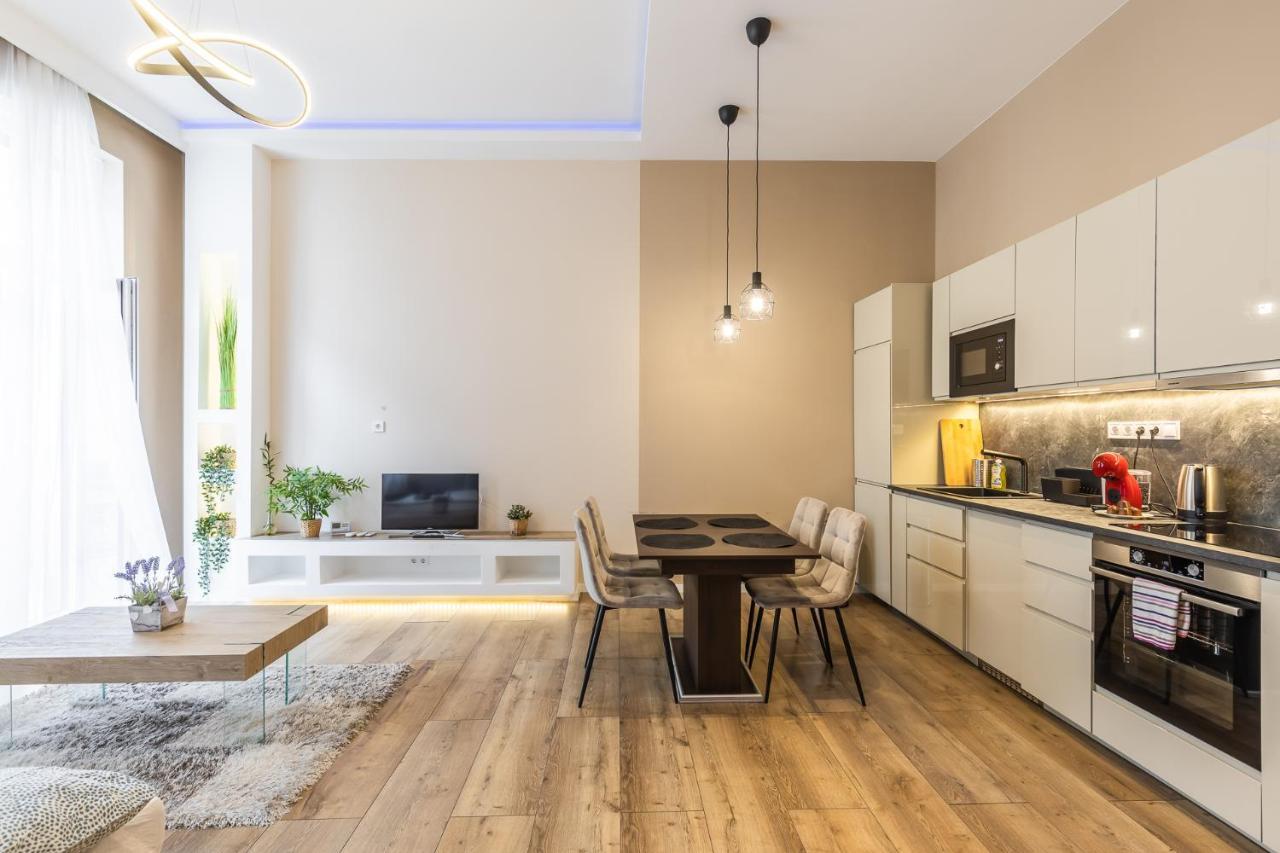 Csengery Deluxe Home With Balcony 부다페스트 외부 사진