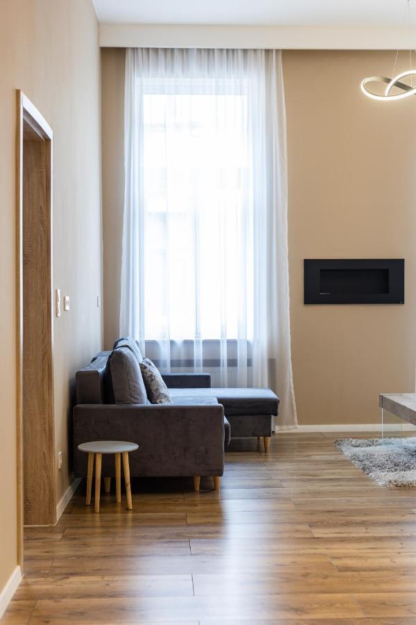 Csengery Deluxe Home With Balcony 부다페스트 외부 사진